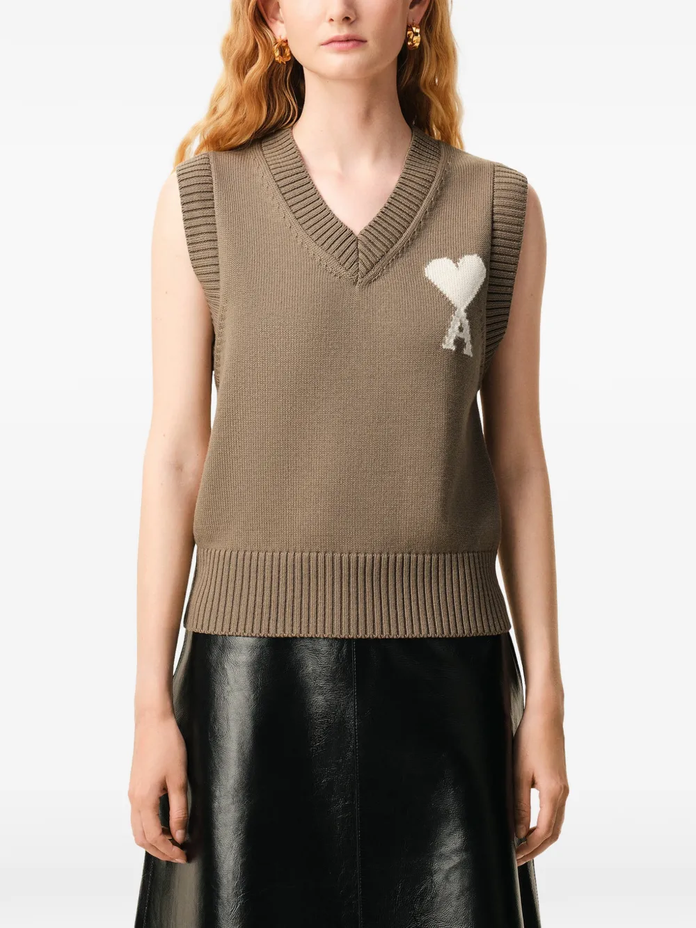  Ami Paris Ami De Coeur Knitted Vest - Neutrals 