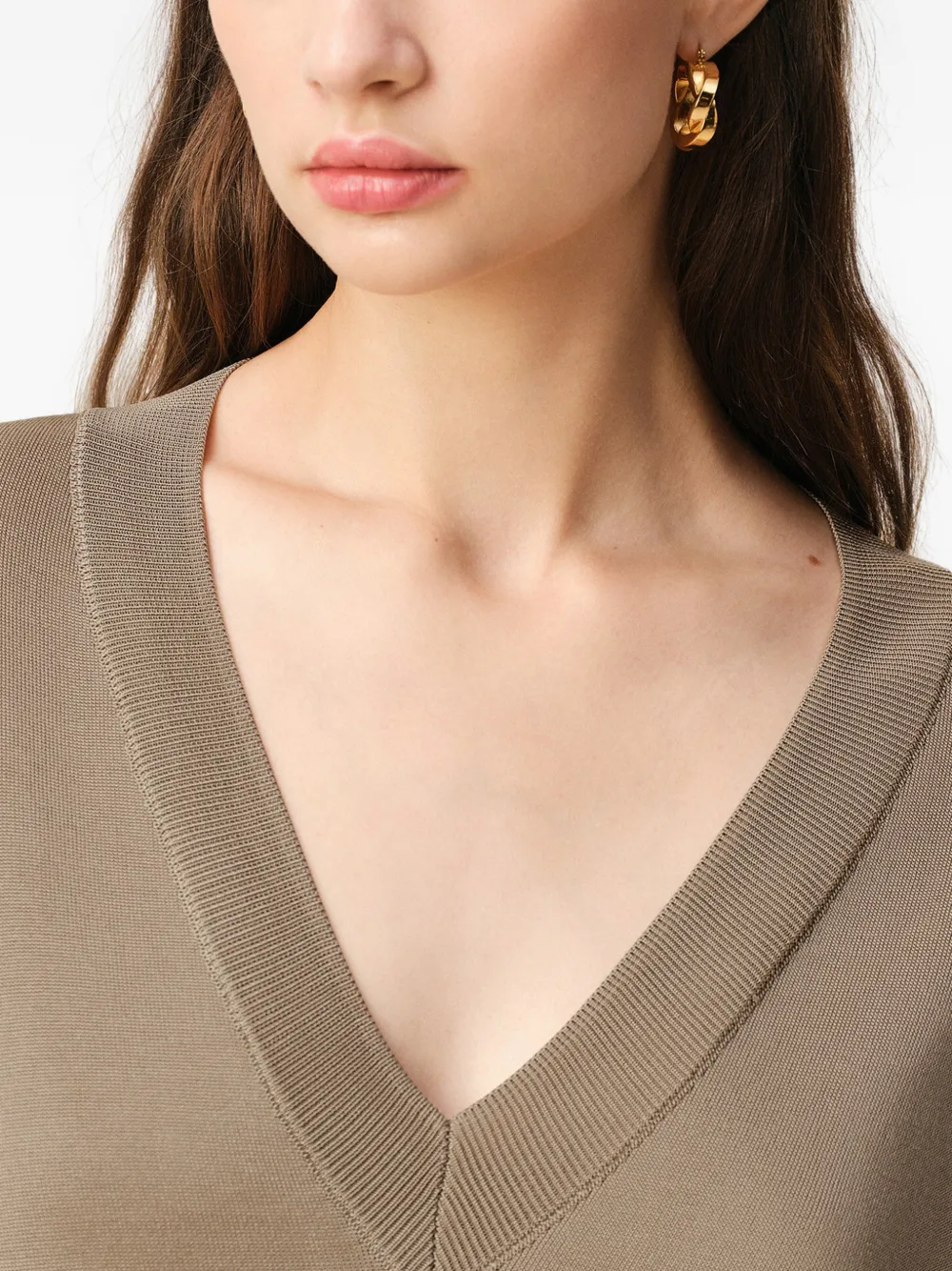 AMI Paris T-shirt met V-hals Bruin