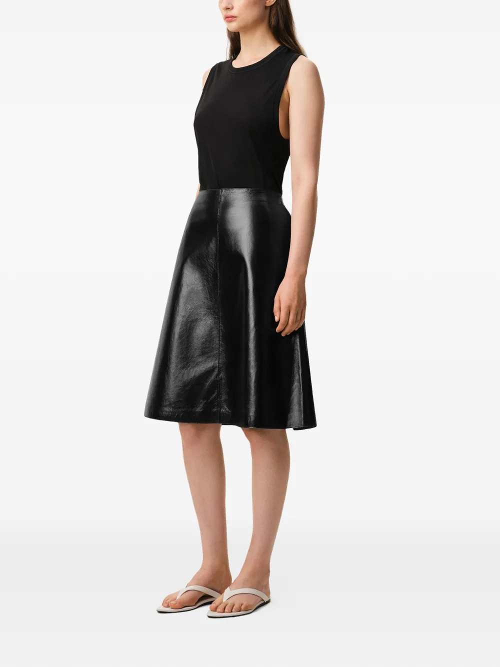 AMI Paris Lakleren midi-rok met A-lijn Zwart