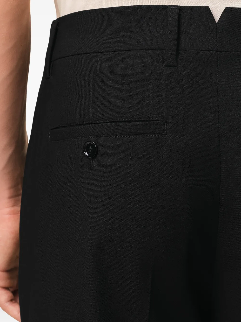 AMI Paris Broek met riemlussen Zwart