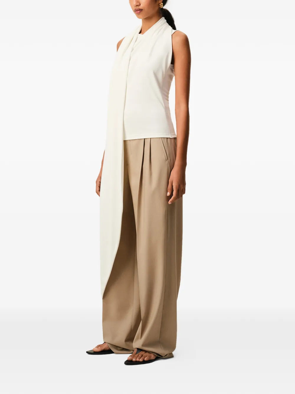 AMI Paris Jersey Sleeveless Lavalliere Top | Neutrals | FARFETCH RO
