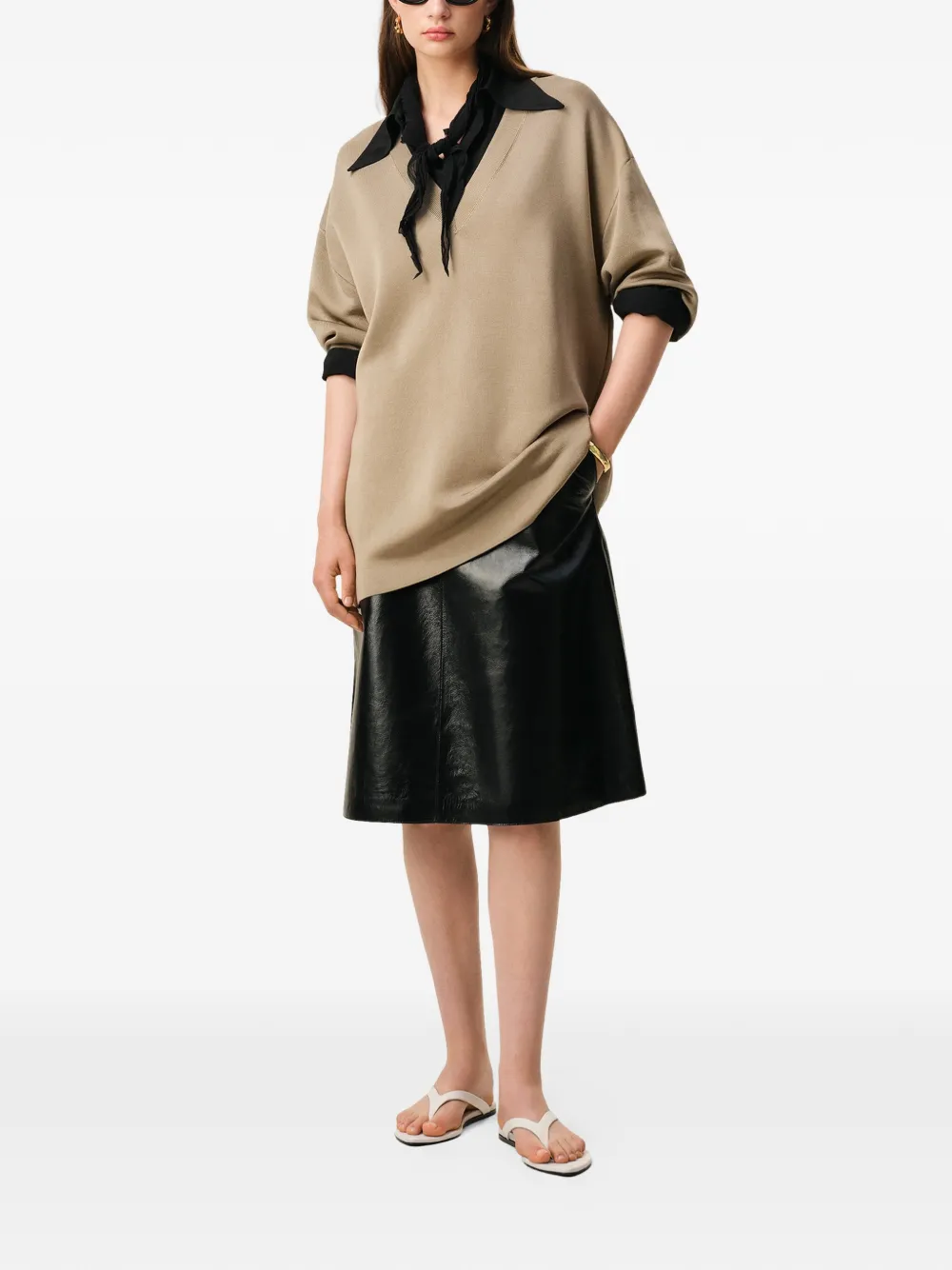 AMI Paris Crêpe blouse met scherpe kraag Zwart