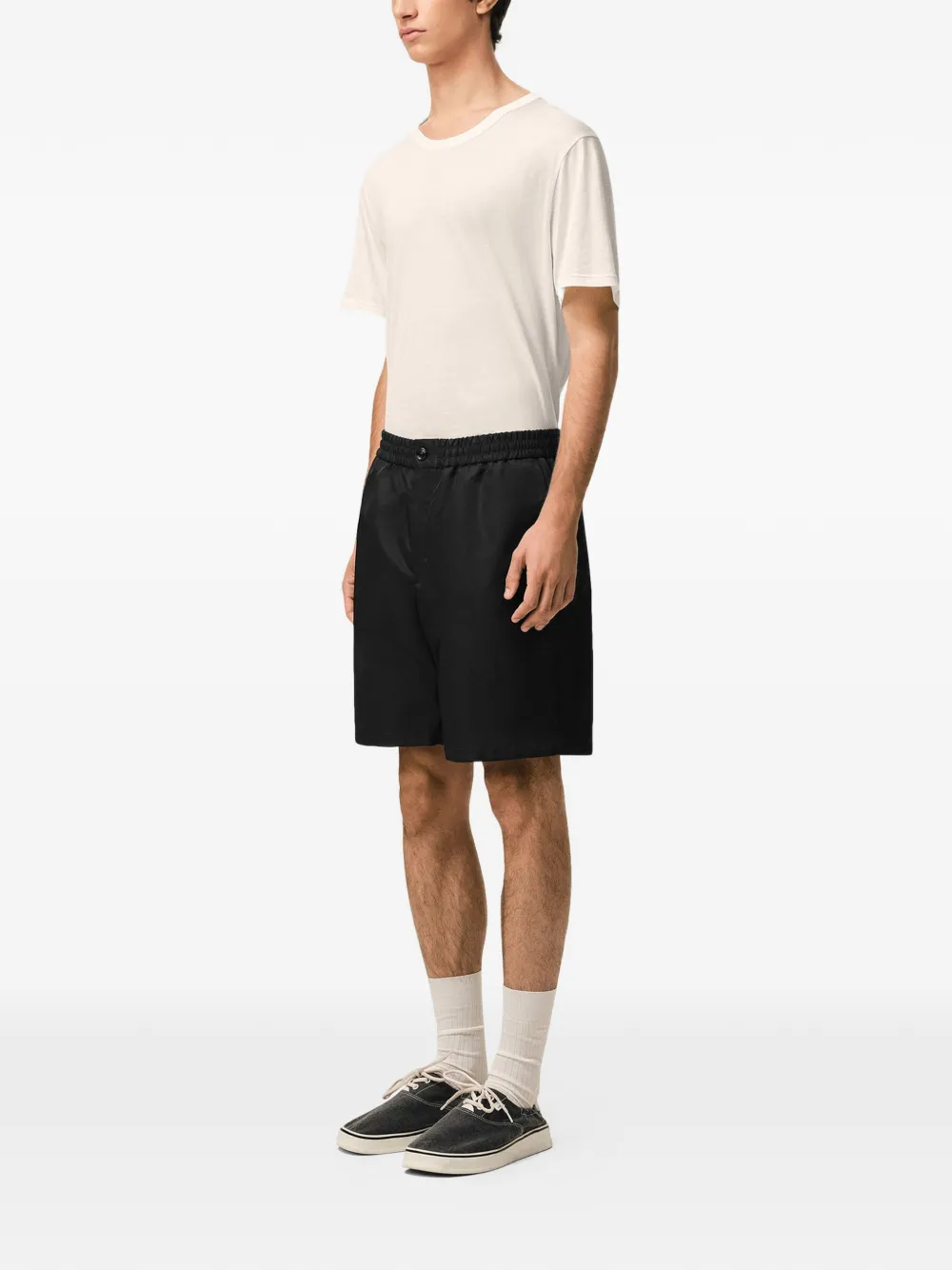 AMI Paris Ami de Coeur shorts met studs Zwart