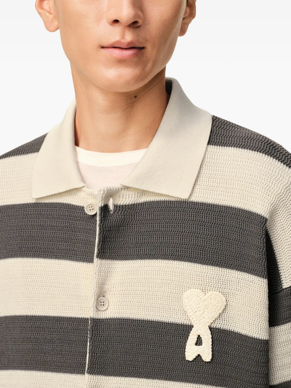 AMI Paris Vest met hartpatch Beige