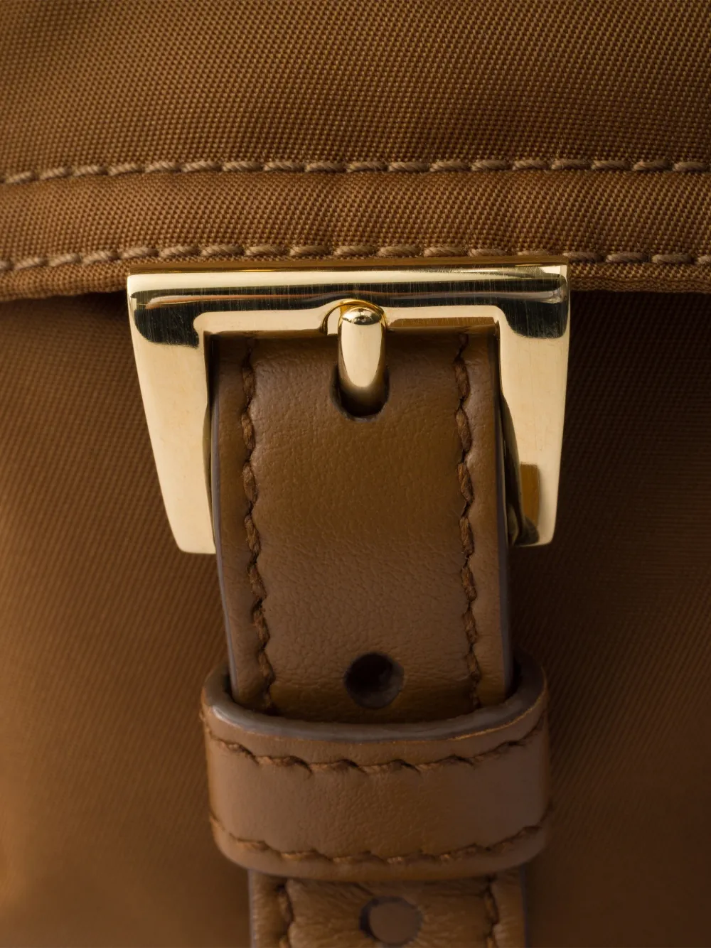 Prada Explore Re-Nylon grote schoudertas Bruin