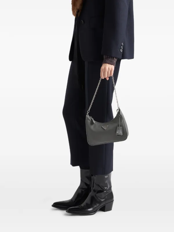 Prada Re-Edition 2005 Re-Nylon ショルダーバッグ | グレー | FARFETCH JP