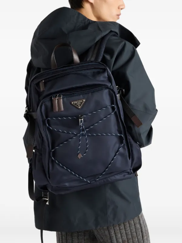 Prada スピードロック リナイロン バックパック | ブルー | FARFETCH JP