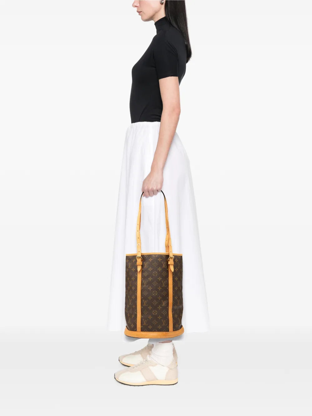 Louis Vuitton Pre-Owned 2012 Monogram GM bucket bag | Pre-Owned | Image 2