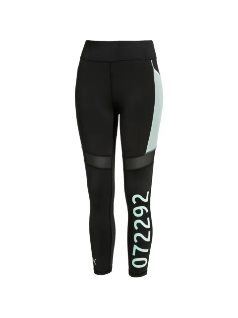 PUMA leggins con números estampados en colaboración con Selena Gomez