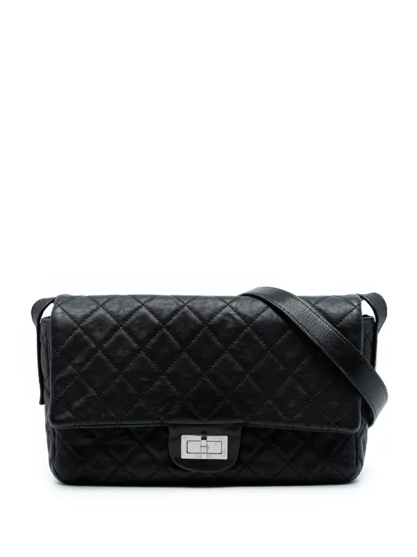 Chanel Pre-owned 2009-2010 Quilted Calfskin Reissue 2.55 Easy Messenger Flap Crossbody Bag in Black