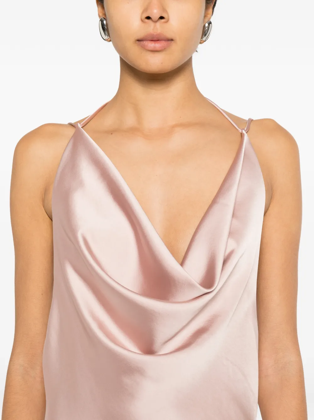 THE ANDAMANE Vera maxi-jurk met col en zijsplit Roze