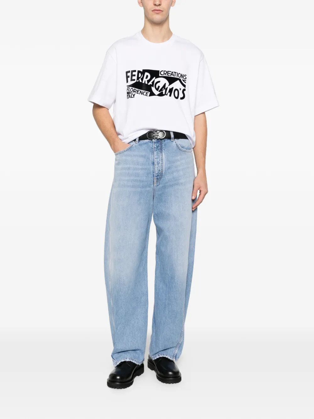 Ferragamo logo-detail T-shirt - Wit