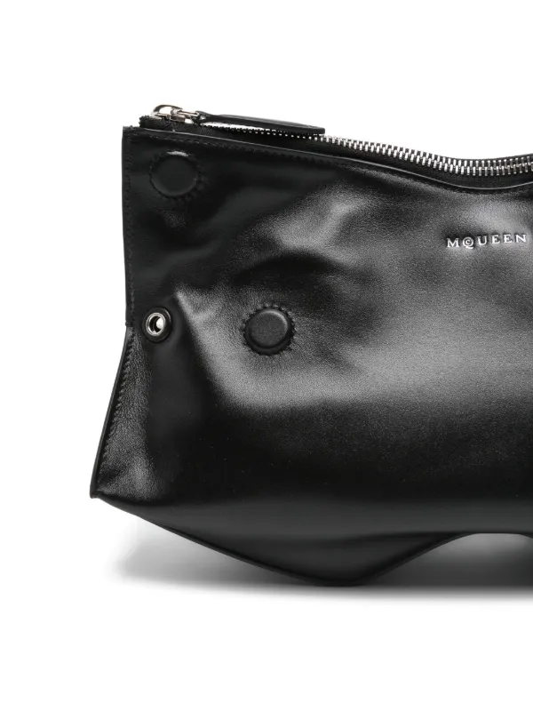 Alexander McQueen Manta Zip Clutch Bag | Black | FARFETCH