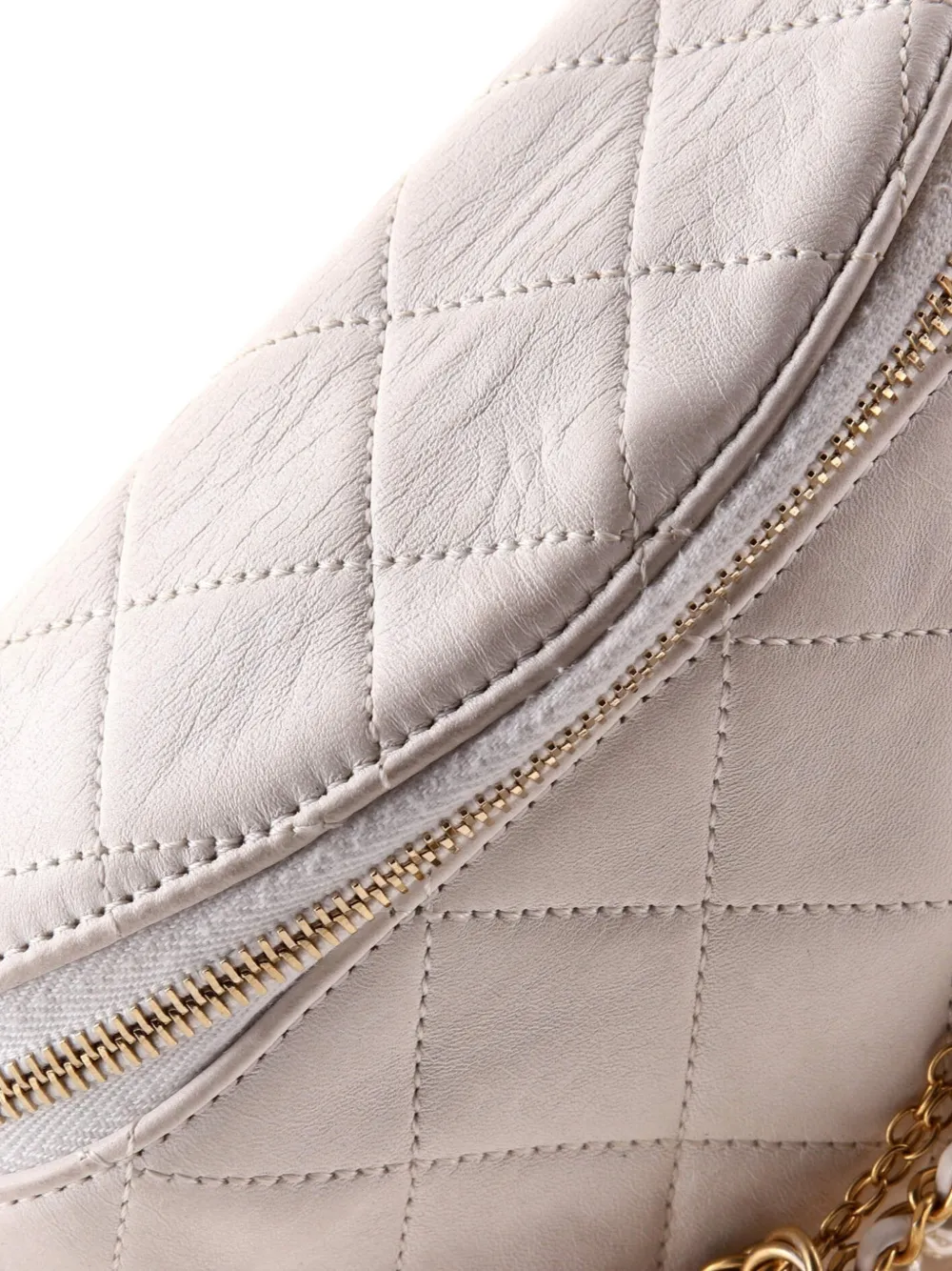 Pre-owned Chanel All About Chains Waist Bag Quilted Lambskin Belt Bag In White