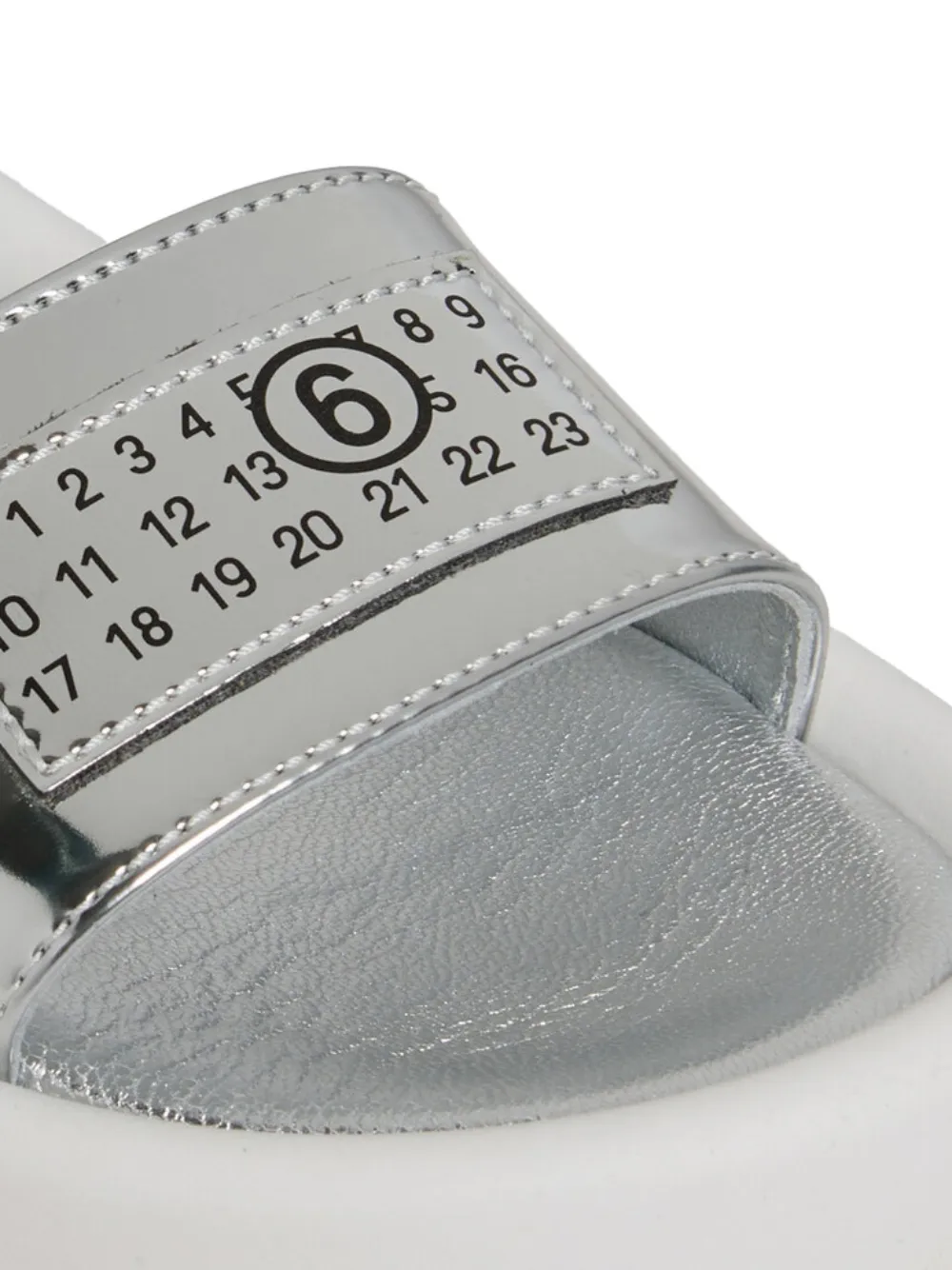 MM6 Maison Margiela Kids metallic logo sandals Zilver