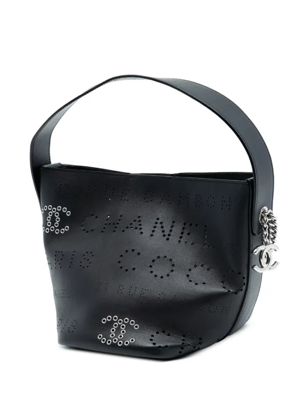 CHANEL バケットバッグ CHANEL Pre-Owned 2019 Small Perforated Calfskin Logo Eyelet Bucket