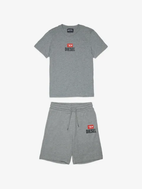 Diesel Kids طقم شورت وتيشيرت بطبعة شعار الماركة