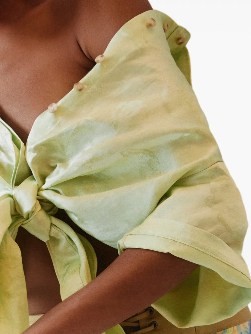 Rosie Assoulin Tie Me Up button-down blouse Groen