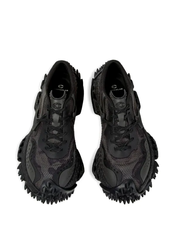 CamperLab スパイク スニーカー | ブラック | FARFETCH JP CamperLab スパイク スニーカー | ブラック | FARFETCH JP