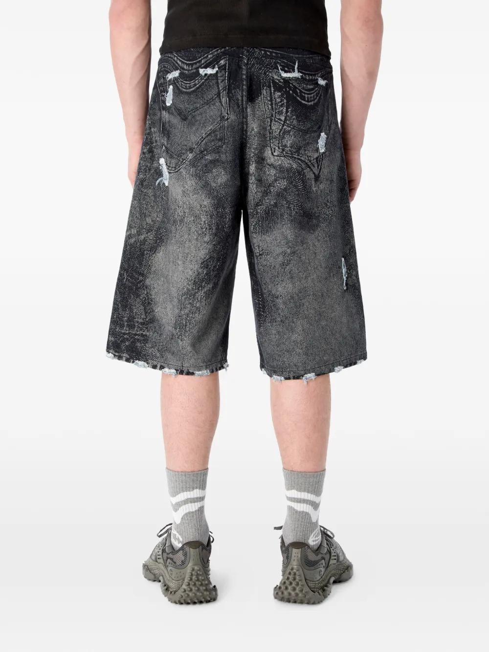 CamperLab Gerafelde denim shorts Zwart