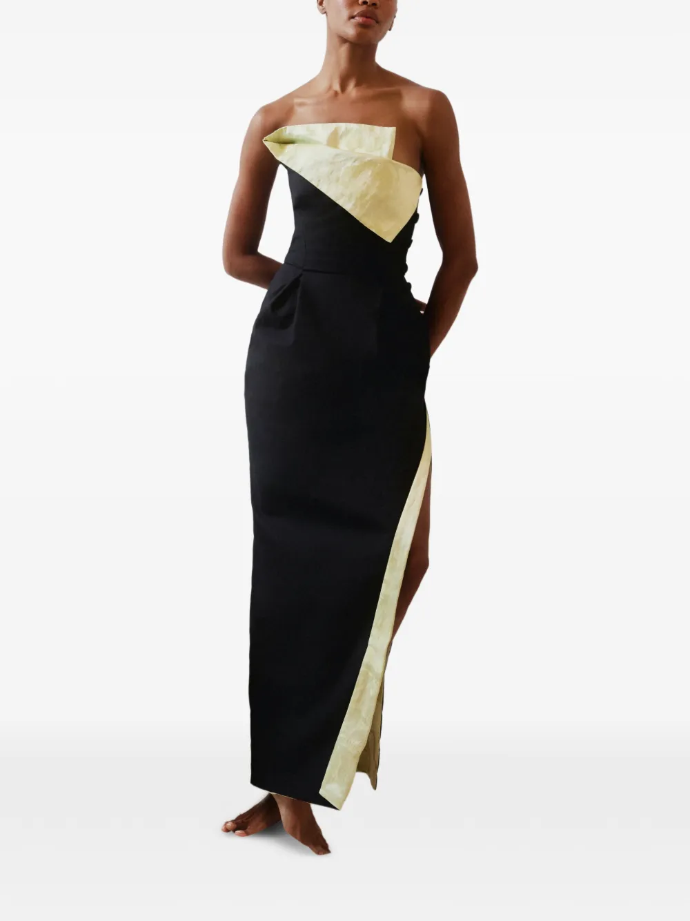 Rosie Assoulin peep-lapel slit gown - Zwart