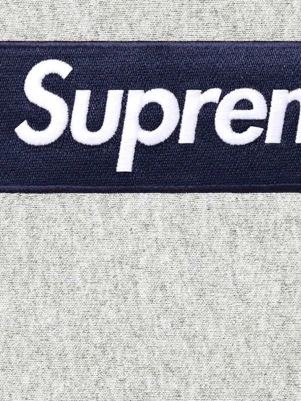 Supreme ロゴ パーカー | グレー | FARFETCH JP