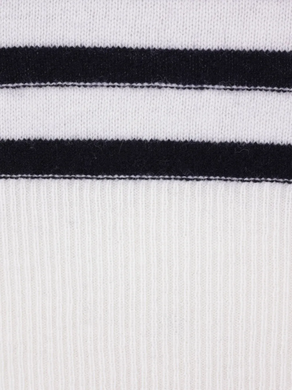 Allude Gestreept T-shirt met knoopdetail en korte mouwen Zwart