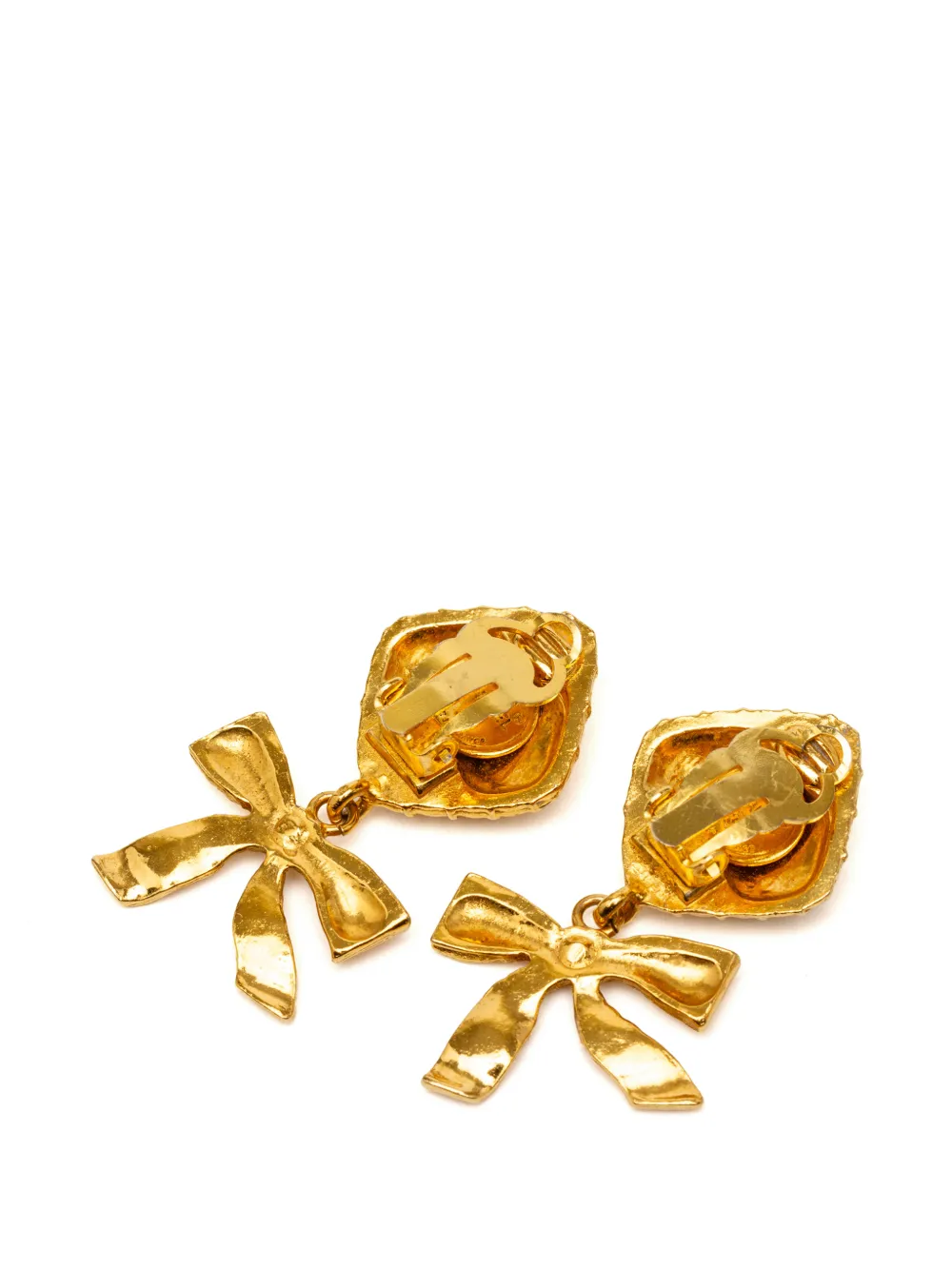 Boucles d'oreilles à clip carrées Chanel
