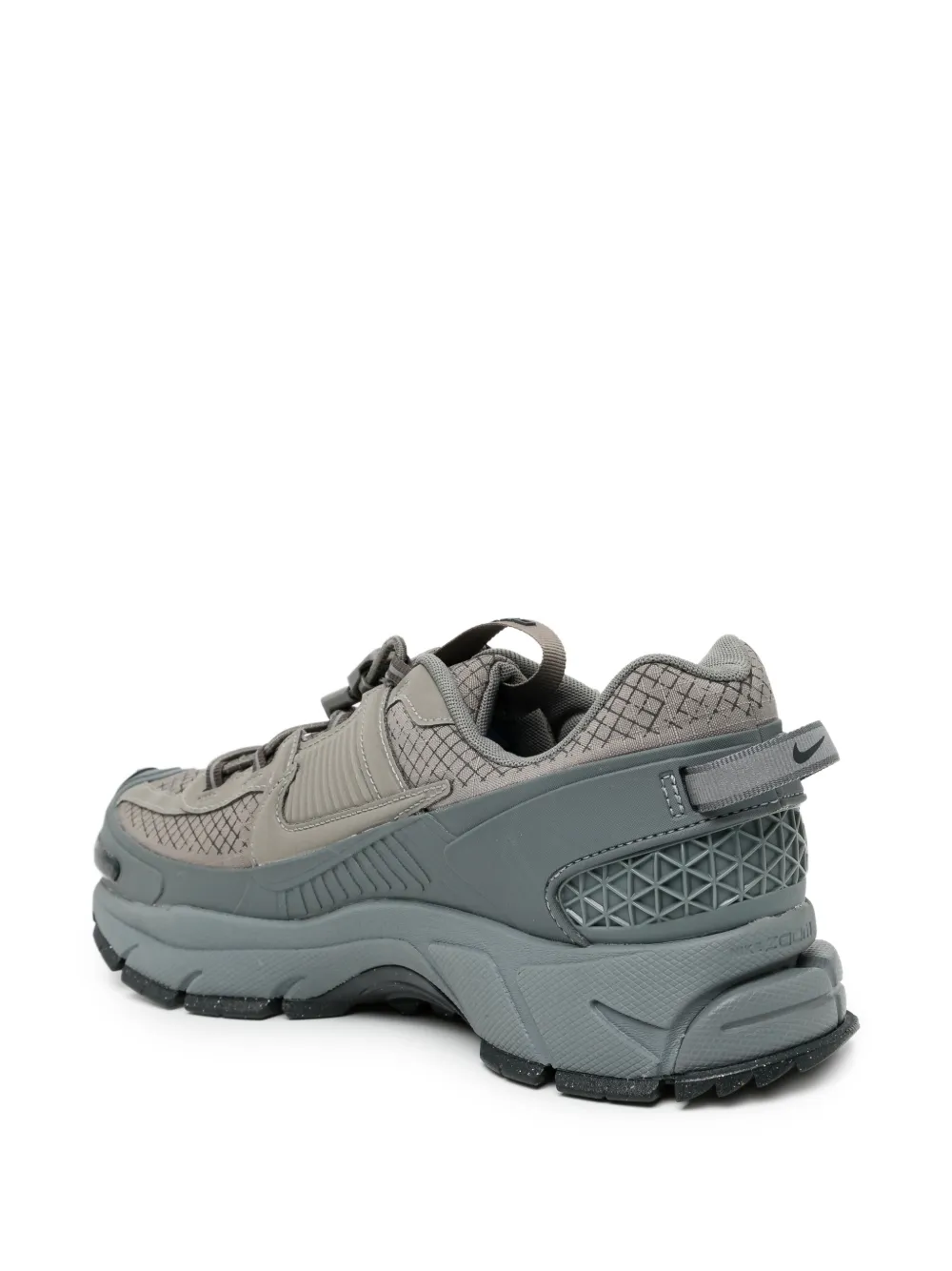 Nike Zoom Vomero Roam sneakers Beige