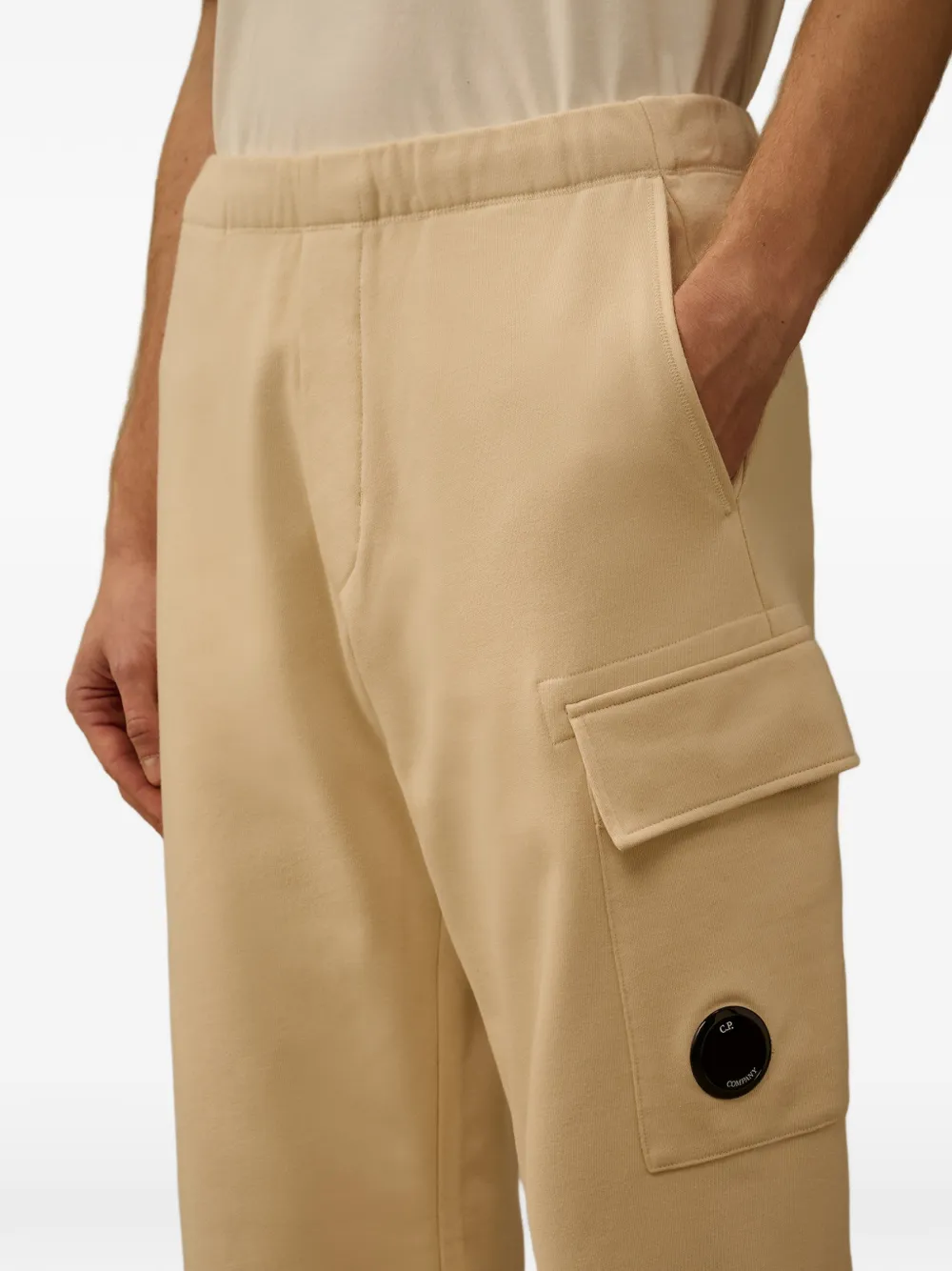 C.P. Company Diagonal Raised katoenen trainingsbroek met cargo-zak Beige