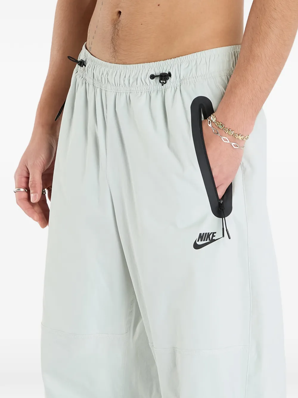 Nike Trainingsbroek met elastische taille en logo Grijs
