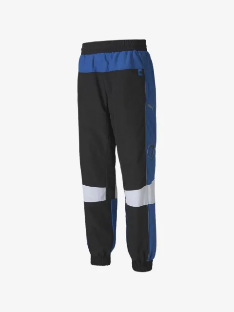 PUMA pants Race Street en colaboración con Scuderia Ferrari
