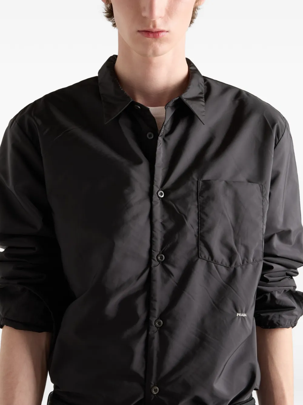 Prada overhemd met geborduurd logo en zakdetail Zwart