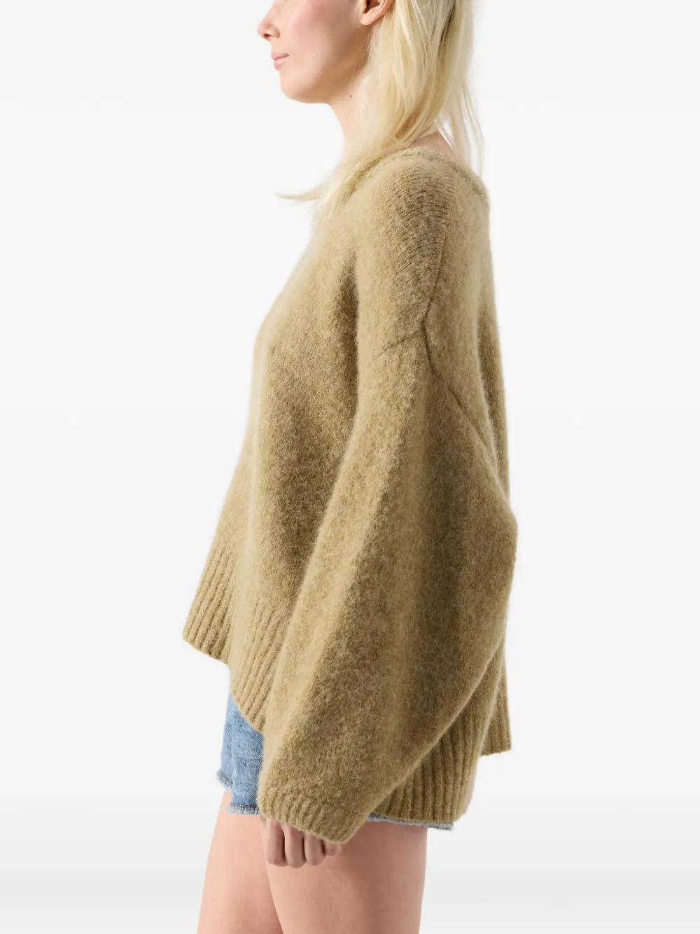 East Long-Sleeves Sweater