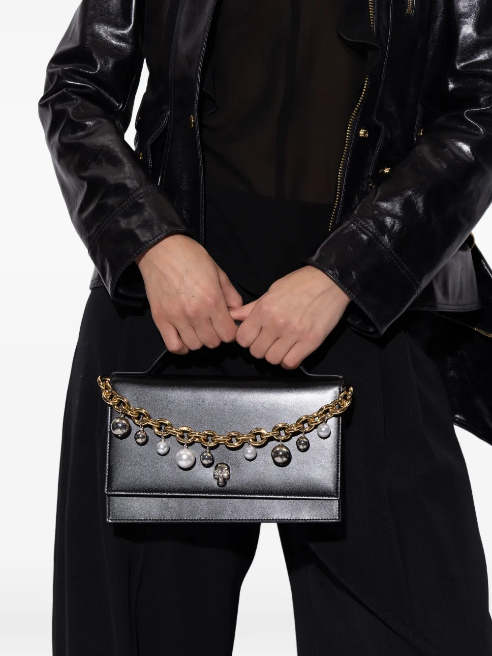Alexander McQueen skull chain-embellished tote bag - Zwart