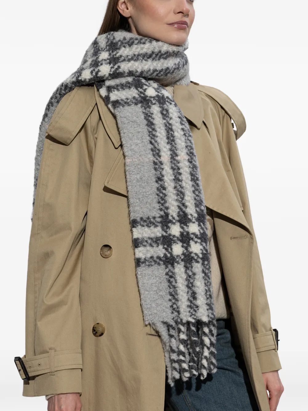 Burberry Geruite bouclé sjaal van alpacawolblend Grijs