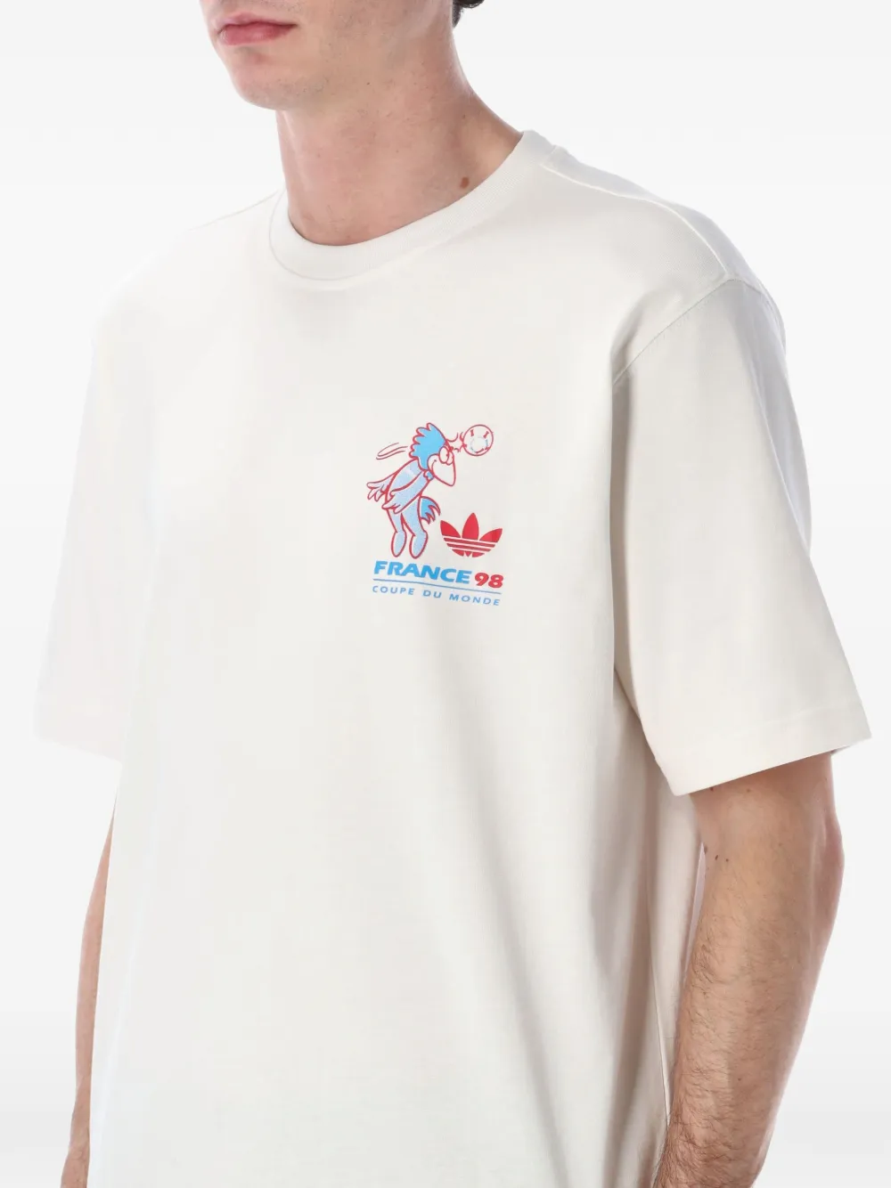 adidas T-shirt met grafische print aan de achterkant Wit