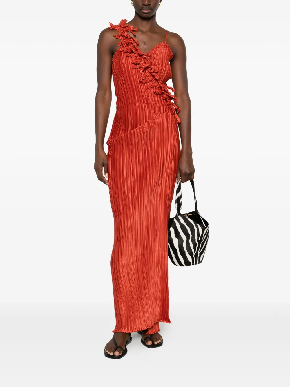 Daphne Valente Cyclon Ruffled Plissé Maxi Dress - Red 