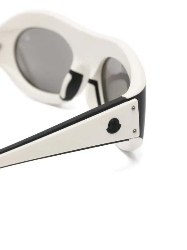 Moncler Eyewear Ramillon Matte Mirror Sunglasses | Black  display picture 1