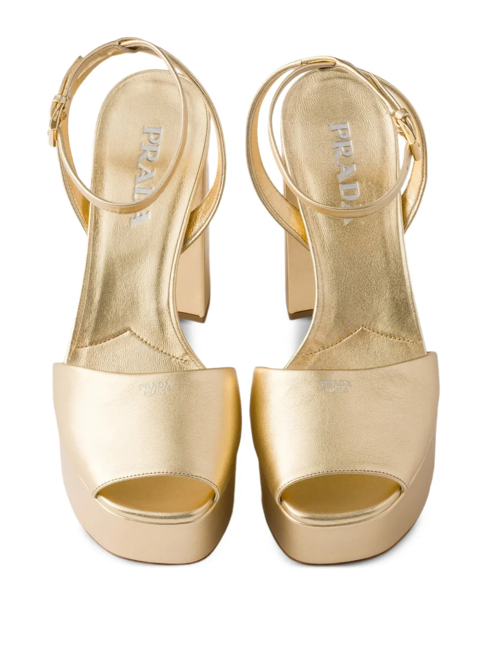 Prada Sandalen met plateauzool Goud