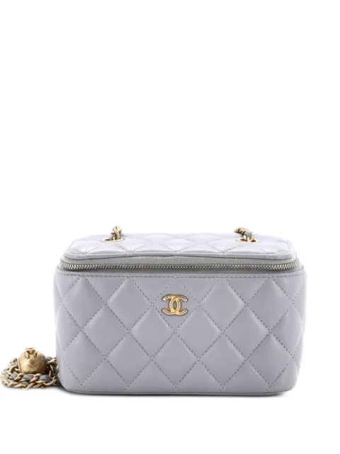 CHANEL Pre-Owned Pearl Crush Vanity Case with Chain Quilted Lambskin Small clutch bag
