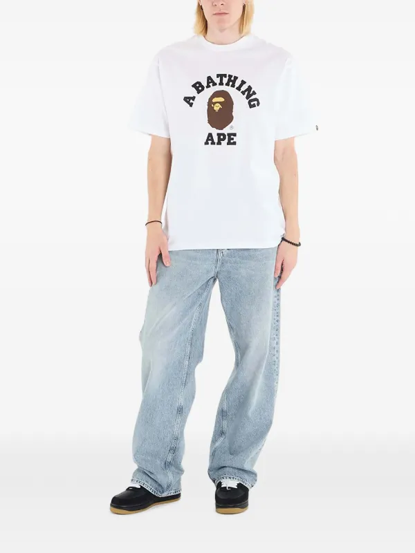 A BATHING APE® College logo-print T-shirt | White | FARFETCH