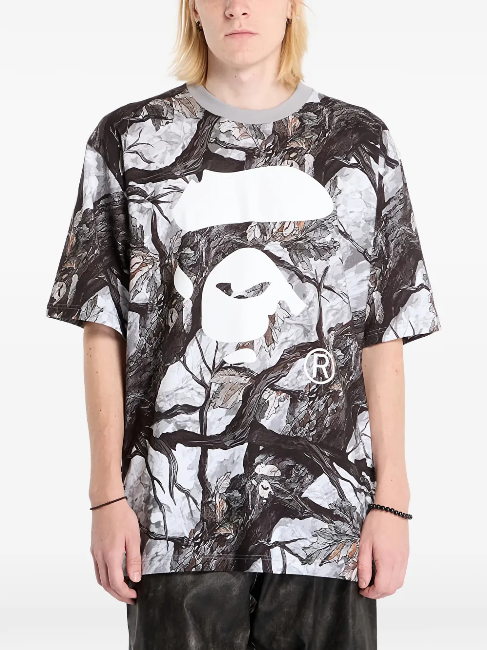 A BATHING APE Tree Edge Ape Face T-shirt met camouflageprint Wit