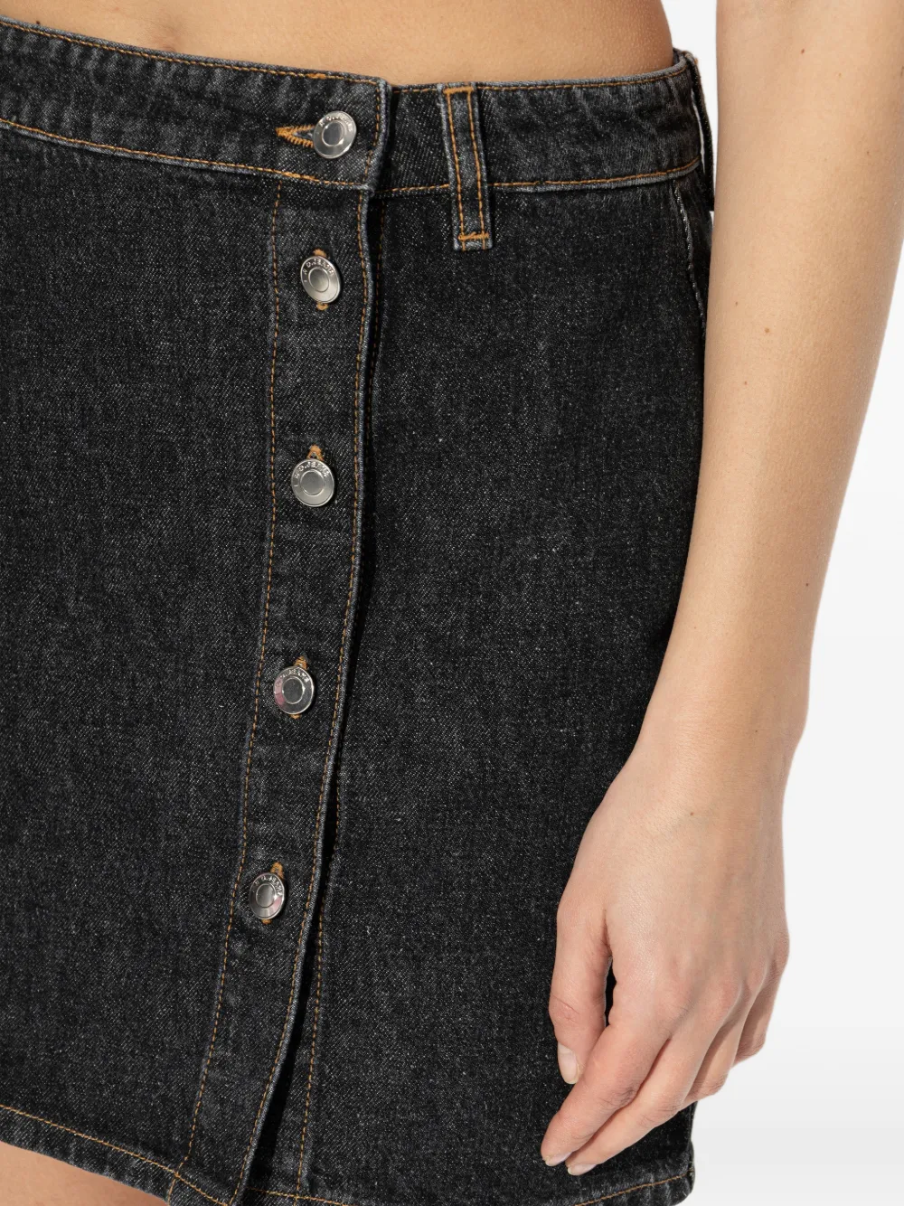 Button-Fastening Mini Denim Skirt