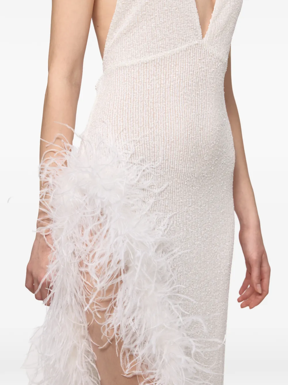 Atu Body Couture Maxi-jurk met V-hals en veren afwerking Wit