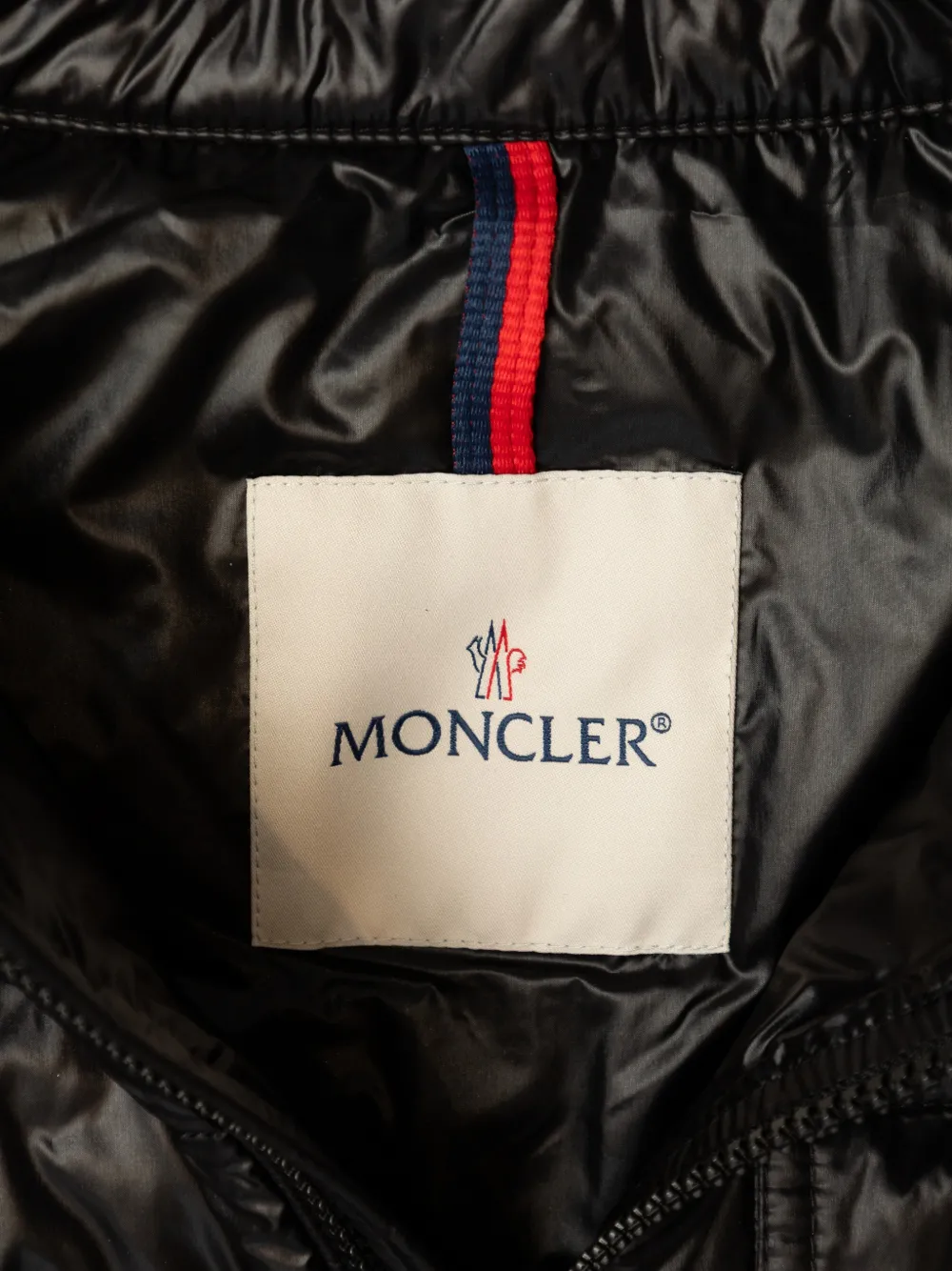 Moncler Enfant Mourillon jack met logo zak Zwart