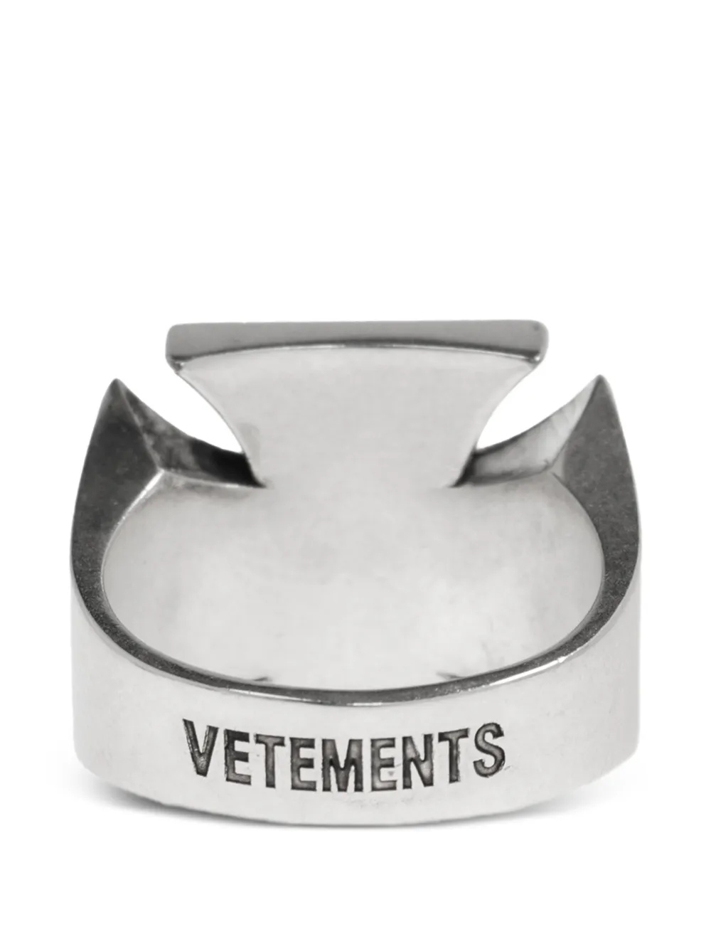 VETEMENTS Cross Signet Ring | Silver | FARFETCH