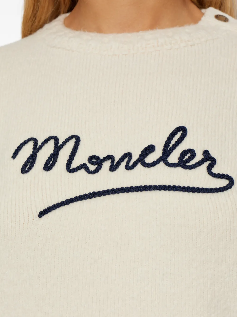 Moncler Sweater met geborduurd logo en knoopdetail Beige