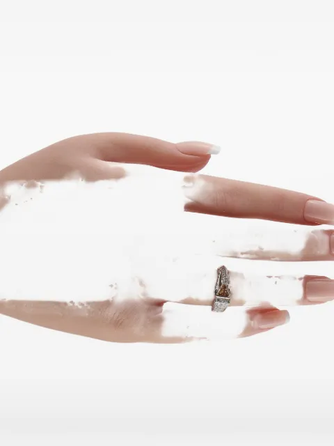 LB Exclusive 18K white gold diamond ring