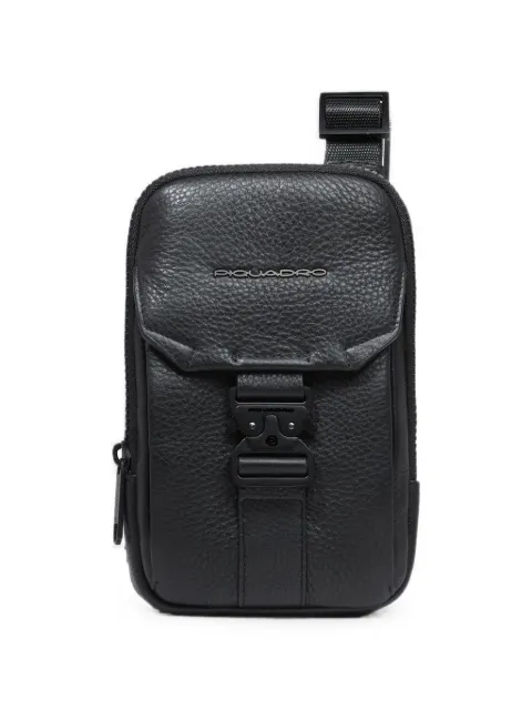 PIQUADRO grained-leather buckle-fastening travel pouch